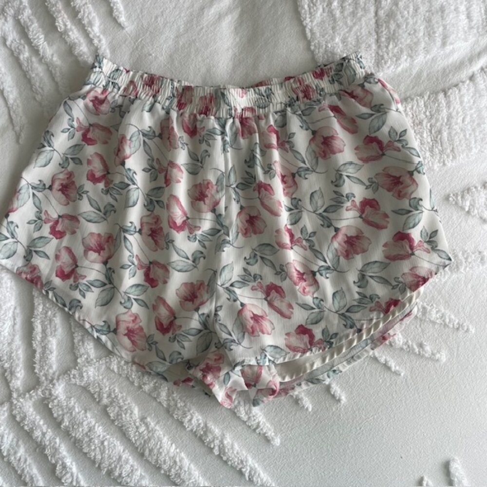 Lulus Floral Lounge Shorts Pajamas - Elastic Waist - Fully Lined - Size M